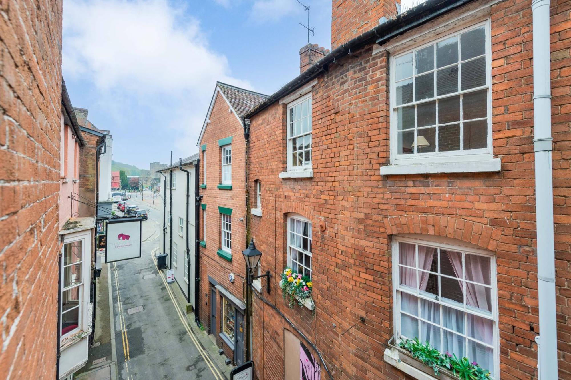 Ludlow Town Centre Apartments Exteriér fotografie